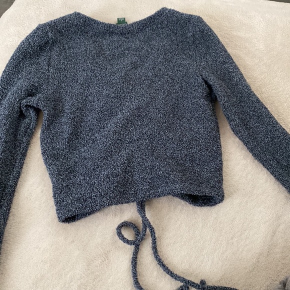 Wild fable cropped sweater, brand new with tags - Picture 2 of 3